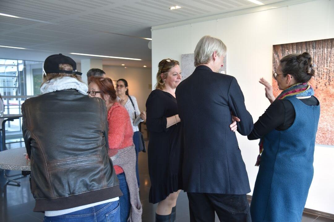 Vernissage am 24.4.2026 im Fraunhofer Institut Karlsruhe der Künstlerin Christina Rasimus | CR Interior Art |