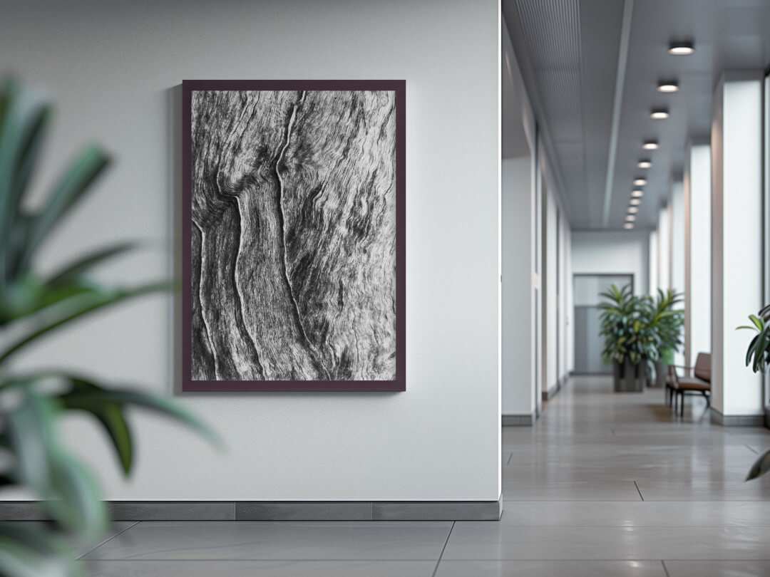 Kunst in Bürofluren Detailfotografie von Treibholz in Büroflur