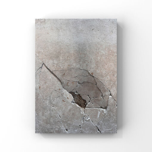 Zerbrochener Betonwürfel